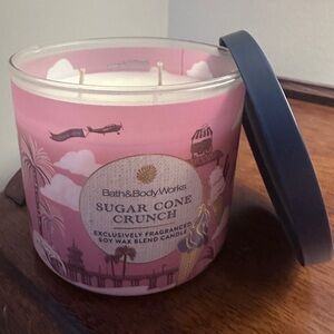 Bath & Body Works Sugar Cone Crunch 3-Wick Candle
